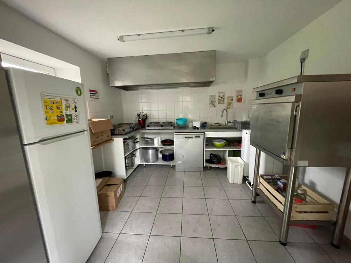 Auberge De Jeunesse Hi Millau La Maladrerie Zewnętrze zdjęcie